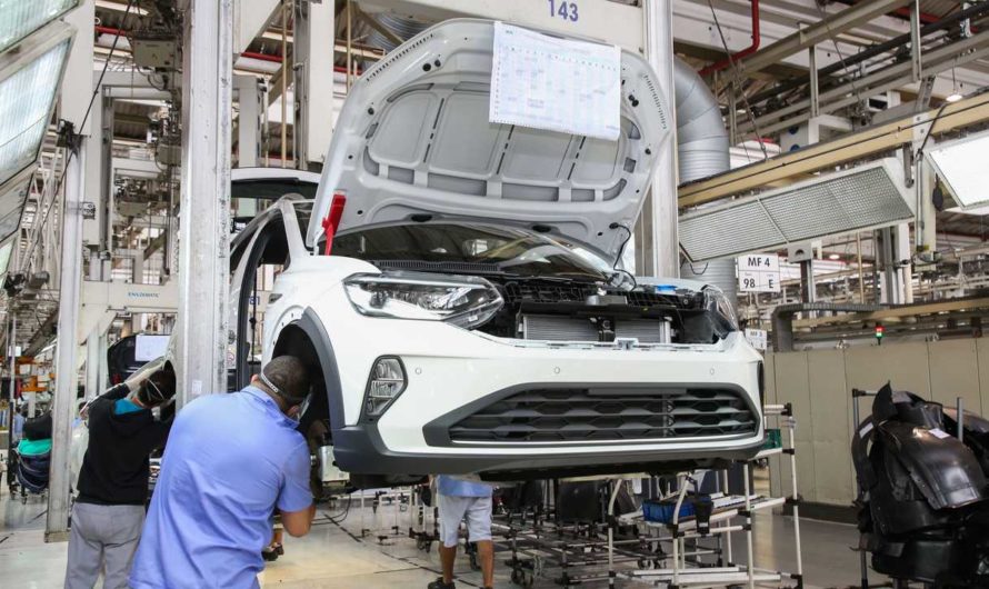 Produção cresce, mas montadoras mantêm cautela