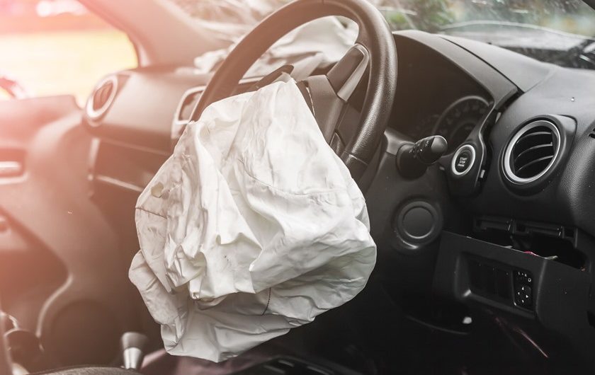 Mais de 2,5 milhões de carros circulam no país com defeito no airbag