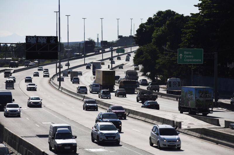 Venda de veículos despenca em janeiro após alta do ICMS em SP, diz Fenabrave